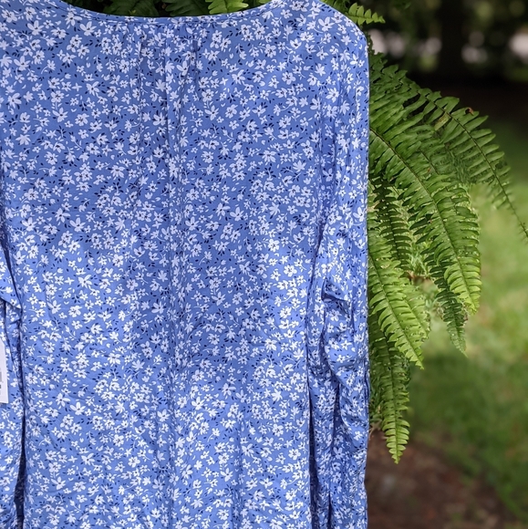 NWT Time and Tru Bohemian Split neck women's blouse - Picture 4 of 5